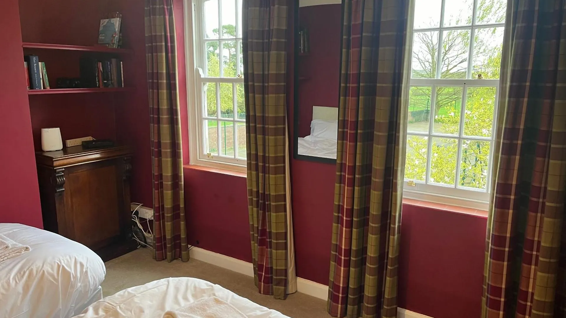 The Wing At Brook Hall Nr York & Leeds - Free Hot Tub Tadcaster Holiday home