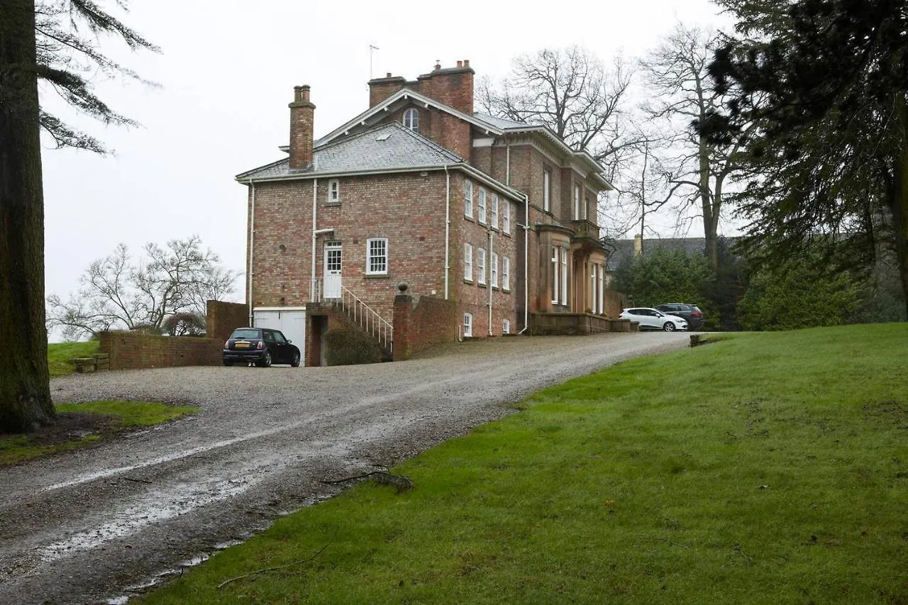 The Wing At Brook Hall Nr York & Leeds - Free Hot Tub Tadcaster